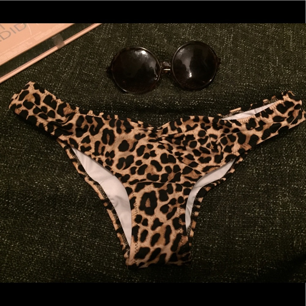 VS Cheetah Print Bikini Bottom